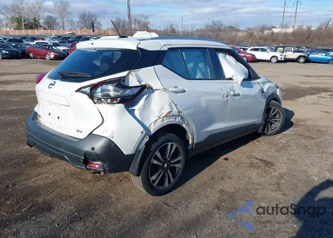 2020 Nissan Kicks Sv Xtronic Cvt z USA, uszkodzony, nr VIN 3N1CP5CV3LL563504